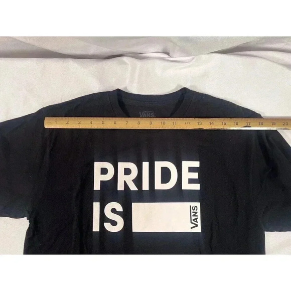 Vans Shirt Men's Medium New Pride Is Love Black Graphic Tee NWOT - Picture 6 of 7